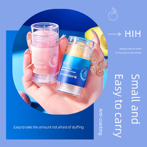 Crema Humectante para Manos, Bálsamo Reparador para Talones Agrietados y Pies Secos, Masajeador de Pies, Cuidado de los Pies, 40g - Product Image 4