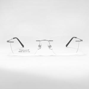 Montures de lunettes sans monture en titane pur Pure Desire 68025, carrées, unisexes, légères, lunettes optiques Danyang - Product Image 1
