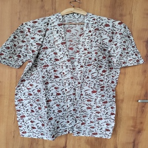 Robe kimono en coton bleu grande taille à motif floral, vêtements de détente imprimés à la main, prix de gros disponible - Product Image 2