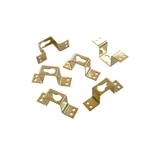 Clips de fixation pour câbles en fer à 4 trous, support de montage dissimulé pour un câblage sécurisé - Product Image 3
