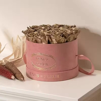 Boîte cadeau en carton avec logo personnalisé, fleur de rose, ruban, poignée, finition mate, impression UV, doublure en éponge, boîte rigide écologique pour bougie