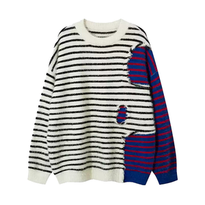 Suéter Navideño Feo Personalizado FINCH, Suéter de Lana para Hombre, Suéter de Punto con Rayas Desgastadas, Suéter Intarsia para Mujer - Product Image 2