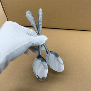 Juego de Cucharas de Postre Portátiles de Acero Inoxidable con Diseño Asiático, Ligeras, Plateadas, con Mango Estampado, Venta al por Mayor - Product Image 5