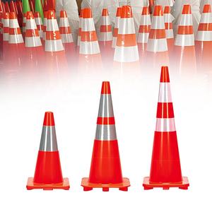 Cônes de signalisation routière personnalisés 700 mm 750 mm 1000 mm Autoroutes Signalisation Flexible Base en caoutchouc PE PVC Cône de sécurité routière réfléchissant - Product Image 1