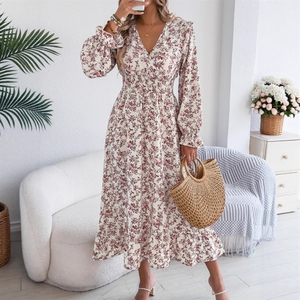 Collection Printemps/<span class=keywords><strong>Été</strong></span> 2026 : Robe Longue Élégante à Col V Croisé, Taille Cintrée et Volants, Motif Floral, Style Européen et Américain pour <span class=keywords><strong>Femme</strong></span> - Product Image 1