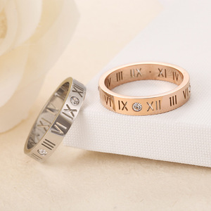 Anillo de titanio y acero con diamantes al por mayor de fábrica, anillo romano digital, anillo de pareja, adorno, regalos para niñas de oro rosa de 18 quilates - Product Image 2