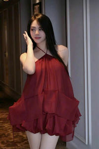 Vestido Mini Rojo con Cuello Halter, Sin Mangas, Cintura Alta, con Volantes en Capas, Ligero y Femenino - Product Image 3