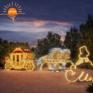 Décoration de Noël et de fêtes de qualité commerciale : Lumière LED extérieure en forme de citrouille et de calèche, pour événements et festivals urbains - Product Image 6