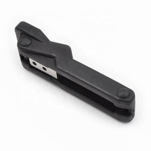 XK710-1 उच्च गुणवत्ता वाले रबर कैबिनेट टॉगल लाच के लिए समान C7-10 नरम पुल दरवाजा लॉक छिपे हुए ड्रा लैच - Product Image 4