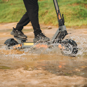 Scooter Profesional 2026 KUKIRIN Todoterreno con Motor Potente, Doble Suspensión, para Montaña y Desplazamientos, 800W - Product Image 6