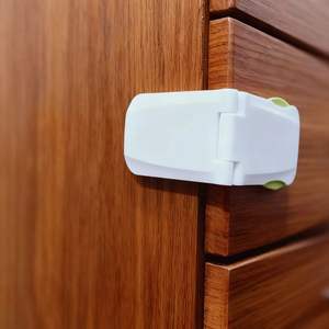 Serrure d'angle de tiroir de sécurité pour bébé facile à installer Armoire blanche en plastique Serrures de sécurité pour enfants - Product Image 5
