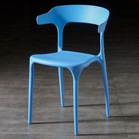 Chaise monobloc en plastique empilable de style nordique pour hôtel, banquet, salle à manger, jardin et salon – Vente en gros