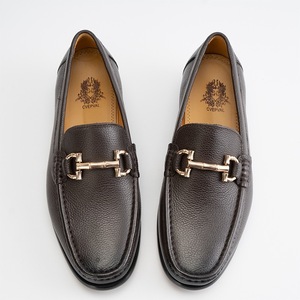 Mocasines de cuero genuino para hombre, con punta redonda, hebilla metálica, zapatos cómodos para todas las estaciones, uso informal de negocios - Product Image 2