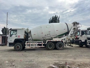Sinotruck HOWO รถผสมคอนกรีตขนาด6*4จากประเทศจีน - Product Image 3