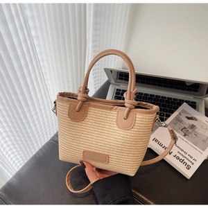 <span class=keywords><strong>Borsa</strong></span> a tracolla da donna di lusso leggero 2025, nuova collezione, modello quadrato, firmata, calda e di tendenza - Product Image 4