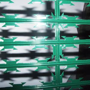 Alambre de Púas de Acero Inoxidable 316 para Cercas, Tipo Diamante, <span class=keywords><strong>Doble</strong></span> Espiral, <span class=keywords><strong>Concertina</strong></span>, Tipo Cruz, Rollos de Malla Soldada - Product Image 3