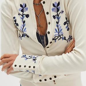 Nueva Llegada Otoño, Top de Algodón de Manga Larga con Cuello Redondo, Bordado Vintage, de Alta Calidad, para Mujer - Product Image 2