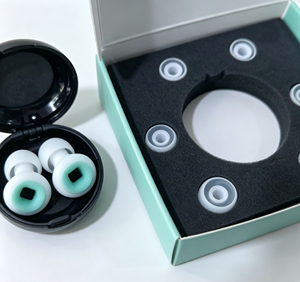 Bouchons d'oreilles de protection auditive avec réduction du bruit de 25 à 32 dB, modèle électronique en silicone pour tir tactique, impression de logo personnalisée - Product Image 4
