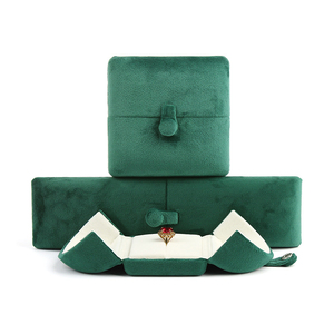 Hot Bán Màu Xanh Lá Cây Siêu Mềm Nhung Hộp Nhẫn Nhấn Nút Du Lịch Xách Tay Hộp Đồ Trang Sức Bông Tai Vòng Cổ Lưu Trữ Đồ Trang Sức Hộp - Product Image 3
