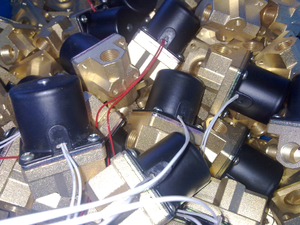 Chất lượng cao DF2-3 loạt solenoid Van điều khiển nước tùy chỉnh để rửa và máy hàn OEM hỗ trợ - Product Image 3