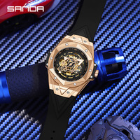 Übergroße Skelett-Uhr mit Geometrischem Design und Silikonarmband, Industrielle Sportuhr für Herren