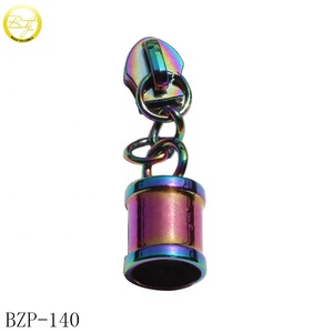 Tùy Chỉnh Bướm Dập Nổi Logo Dây Kéo Thanh Trượt Cầu Vồng Màu #5 Nylon Có Thể Đảo Ngược Dây Kéo <span class=keywords><strong>Puller</strong></span> Cho Túi Xách - Product Image 4