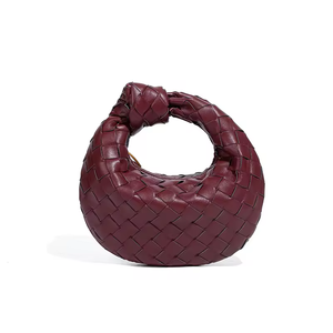 Sac fourre-tout tissé à la main tendance 2025, sac à bandoulière de luxe en cuir PU imprimé pour femme, sac à main décontracté avec poignée nouée - Product Image 4