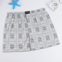 Vente en gros d'usine UOKIN Boxer grande taille pour hommes short à carreaux décontracté pour homme 100% polyester respirant pantalon ample à jambes larges