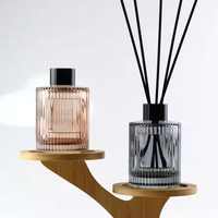 Bouteilles rechargeables de parfum de bâton d'arôme de 120 ml vides colorées à rayures verticales uniques Bouteille de diffuseur ronde en verre transparent