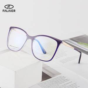 Monturas de Gafas Cat Eye FalaiEr C4 Rosadas con Protección Anti Luz Azul para Mujer, Montura Completa de Material TR con Lentes de Acetato - Product Image 4