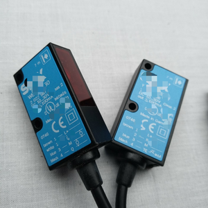 Lote de 20 Sensores Fotoeléctricos Sanil <span class=keywords><strong>Pepper</strong></span> + <span class=keywords><strong>Fuchs</strong></span>, Nuevos, Originales, Disponibles en Stock, Automatización Industrial, PLC Dedicado para Programación y Control - Product Image 1