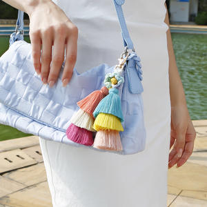 Personnalisable multicolore bohème marguerite gland porte-clés personnalisé fabriqué à la main tissé accessoires sac pendentif pour les femmes chaud - Product Image 5
