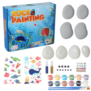 <span class=keywords><strong>Kit</strong></span> d'artisanat de <span class=keywords><strong>peinture</strong></span> <span class=keywords><strong>sur</strong></span> pierres en plastique avec pierres lumineuses, formes de pierres réalistes, tatouages, autocollants diamant et pinceaux pour enfants - Product Image 6