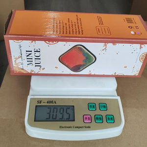 Vente en gros DD1554 Mini-bouteille à jus portable à 6 lames, presse-agrumes USB domestique, mixeur sans fil rechargeable pour fruits - Product Image 4