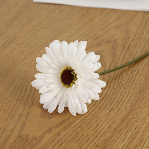 Fleur artificielle daisy africaine en soie blanche, branche unique, pour décoration intérieure, arrangement floral, accessoire de photographie - Product Image 3