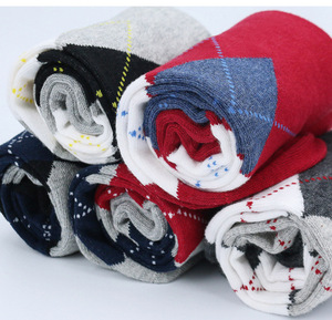 KTS315 all'ingrosso personalizzato Casual Plaid lavorato a maglia <span class=keywords><strong>fantasia</strong></span> Design cotone classico formale ufficio uomo d'affari calzini vestito equipaggio - Product Image 3