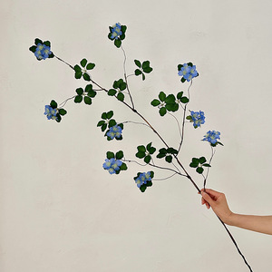 Fleur artificielle en soie bleue Guanyin simulée, plante décorative, ornement de grande taille, style simple et tendance - Product Image 4