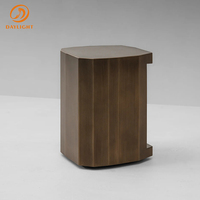 Table d'appoint moderne en bois pour canapé, table de chevet simple pour chambre à coucher et salon