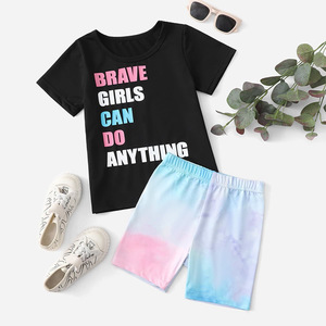 Toddler Girls Slogan Graphic Tee & Tie Dye Shorts Kids Suit Summer Baby Girl Baby Crew Neck Shirt 2pcs/set - Product Image 2