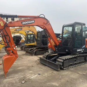 รถขุด Doosan DX60 มือสอง 6 ตัน พร้อมเครื่องยนต์ เกียร์ แบริ่ง PLC ปั๊มไฮดรอลิก มอเตอร์ ของแท้ ผลิตในเกาหลี - Product Image 1