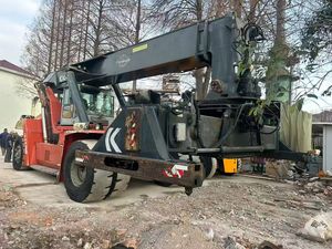 Apilador de Contenedores Kalmar DRD450 DRF450 Usado Original con Motor Volvo, Cuatro Ruedas, Altura de Elevación de 6 Contenedores, Shanghái - Product Image 6