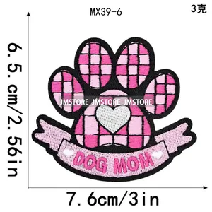 Patch Termoadesive con <span class=keywords><strong>Stampa</strong></span> di Zampa e Scritta 'Dog Mom', Piccolo Distintivo per la Festa della Mamma, Applicazione Ricamata per Magliette e Cappelli - Product Image 3