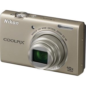 กล้องที่ใช้แล้ว COOLPIX S6200 16 กล้องดิจิตอลพร้อมเลนส์กระจก NIKKOR ED แบบออปติคอล 10 เท่า และวิดีโอ HD 720p (สีเงิน) - Product Image 2
