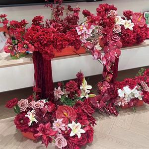 Fiori Artificiali in Seta per Matrimoni Cinesi, Lauree, Capodanno, Festa della Mamma, Festa del Papà, Composizioni Floreali per Esterni, Rose e Gigli - Product Image 2