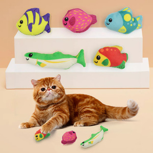 Jouet pour chat en peluche en forme de poisson coloré, mignon, pour le nettoyage des dents et l'entraînement, jouet interactif pour animaux de compagnie, jouet à mâcher doux et petit pour chat, vente en gros de produits pour animaux de compagnie - Product Image 1
