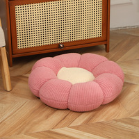 Coussin pour animaux de compagnie en forme de fleur, doux, lavable, antidérapant, chaud, respirant, tapis pour chien et chat pour une utilisation en intérieur