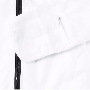 Chaqueta Transparente Femenina Personalizada Barata, Chaquetas Cortavientos para <span class=keywords><strong>Mujer</strong></span> de Alta Calidad Resistentes al Agua con Etiqueta Privada - Product Image 5