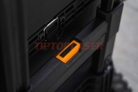 Machine de nettoyage laser à impulsions portable commerciale 300W, portative, pour briques, moules métalliques, surfaces extérieures, rouille et saleté, longue durée d'utilisation