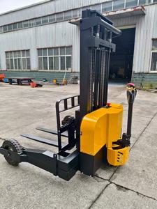 Chariot élévateur électrique autoporté SOLREIGN <span class=keywords><strong>CDD</strong></span>-20H 2 tonnes, tout-terrain, avec chariot à palettes, 48V Lithium-Ion, hauteur de levage 2,2m, CE OEM - Product Image 3