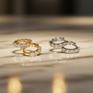 Orecchini di Lusso in Oro 18K con Diamanti, Taglio Brillante Rotondo 15mm, Gioielli Classici da Donna per Uso Quotidiano - Product Image 2